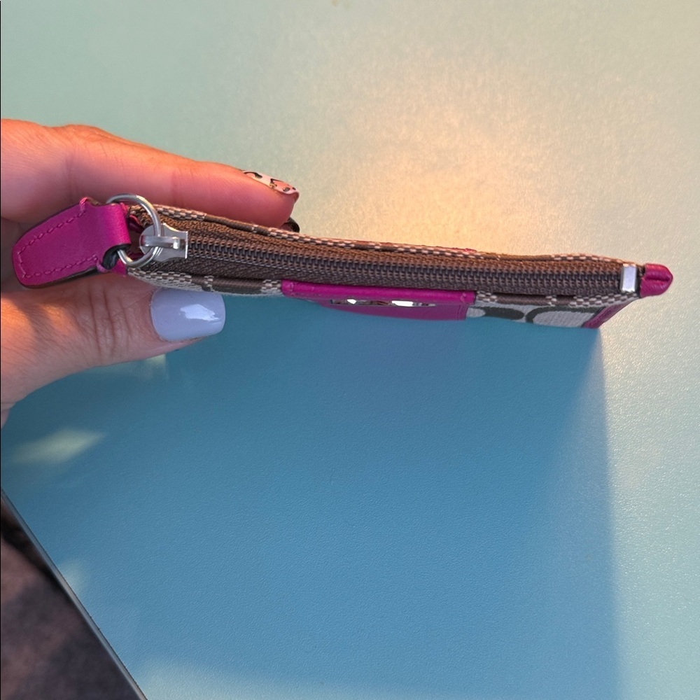 Coach Fuchsia Brown Signature Key coin purse keychain pink wallet card slot - Picture 3 of 8
